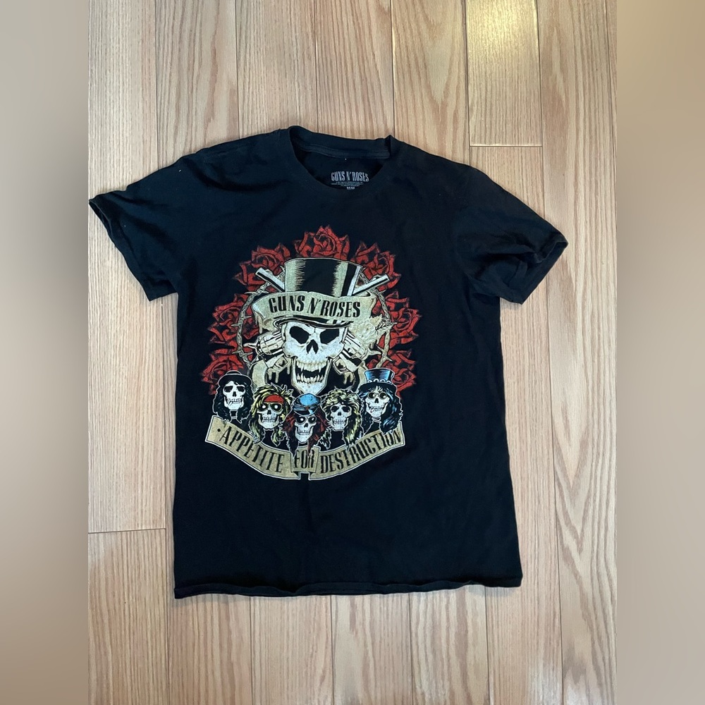 Medium Mens Gun N’ Roses Short Sleeved Tee